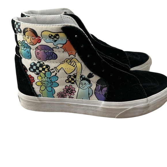 Vans Black and White High-Top Sneakers with Suede Finish - Picture 2 of 4